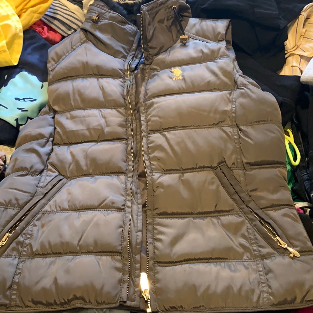 Polo vest